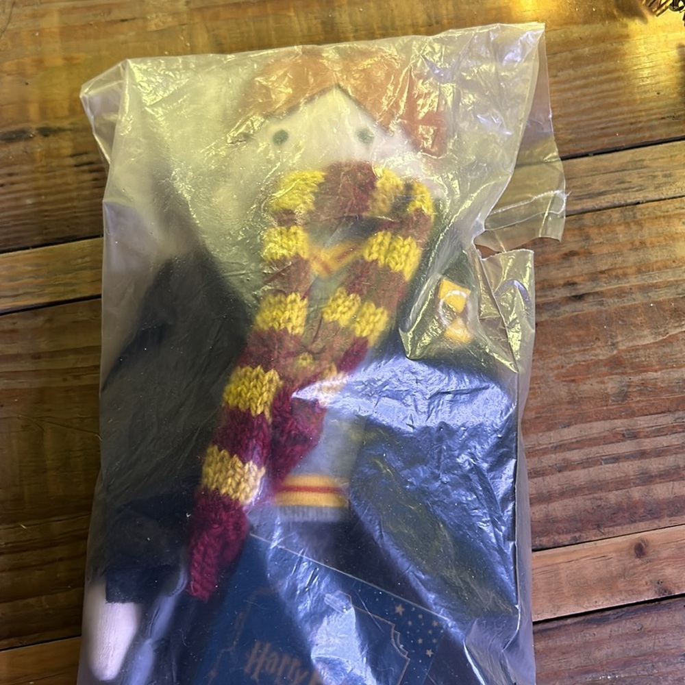 Pottery Barn Kids Ron Weasley Designer Doll BNWT - Picture 5 of 6